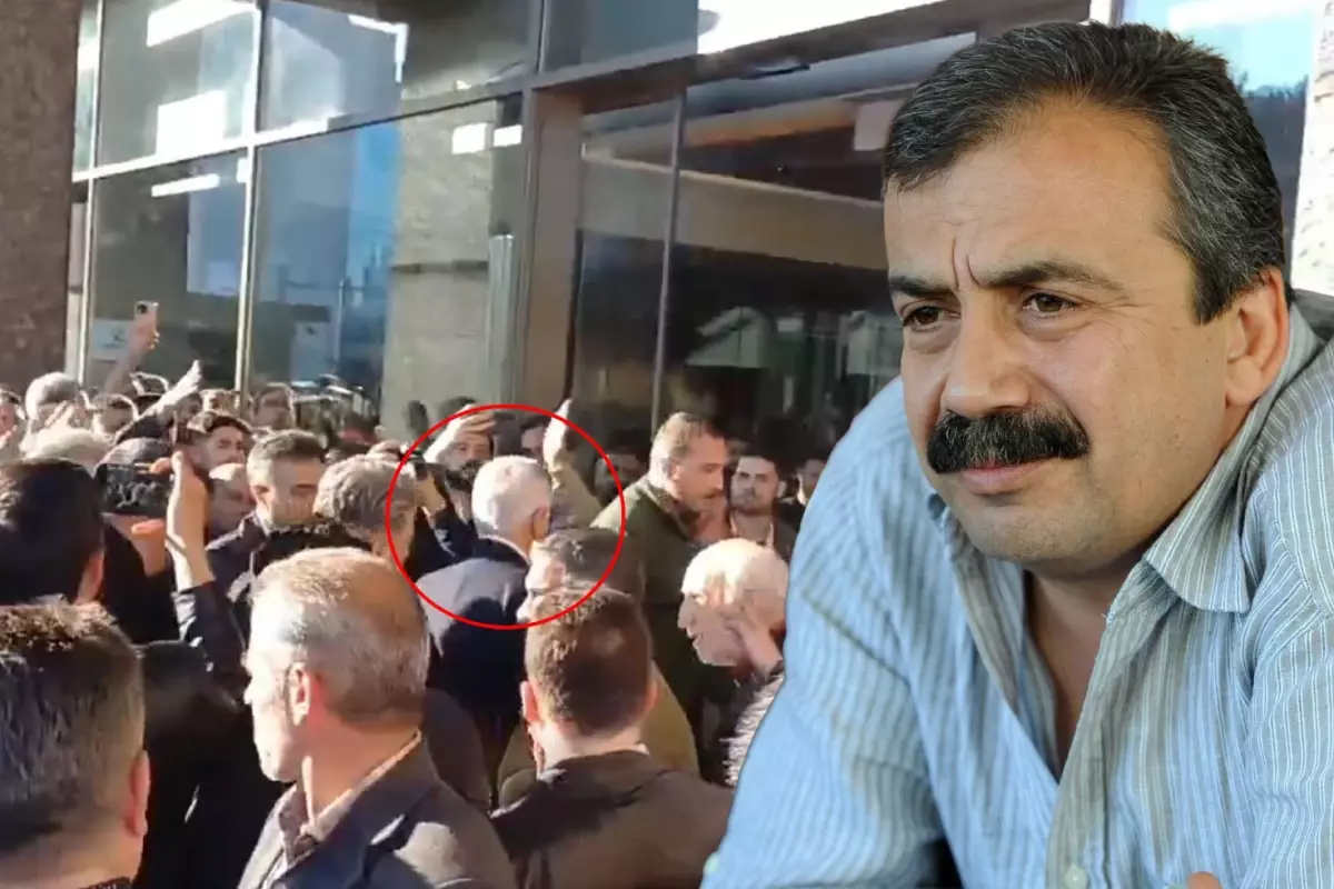 Sırrı Süreyya Önder’in hayatını kaybettiği hastaneye giden Mehmet Metiner yuhalandı