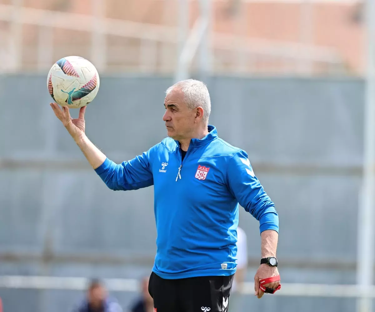 Sivasspor Kritik Maç İçin Hazırlanıyor