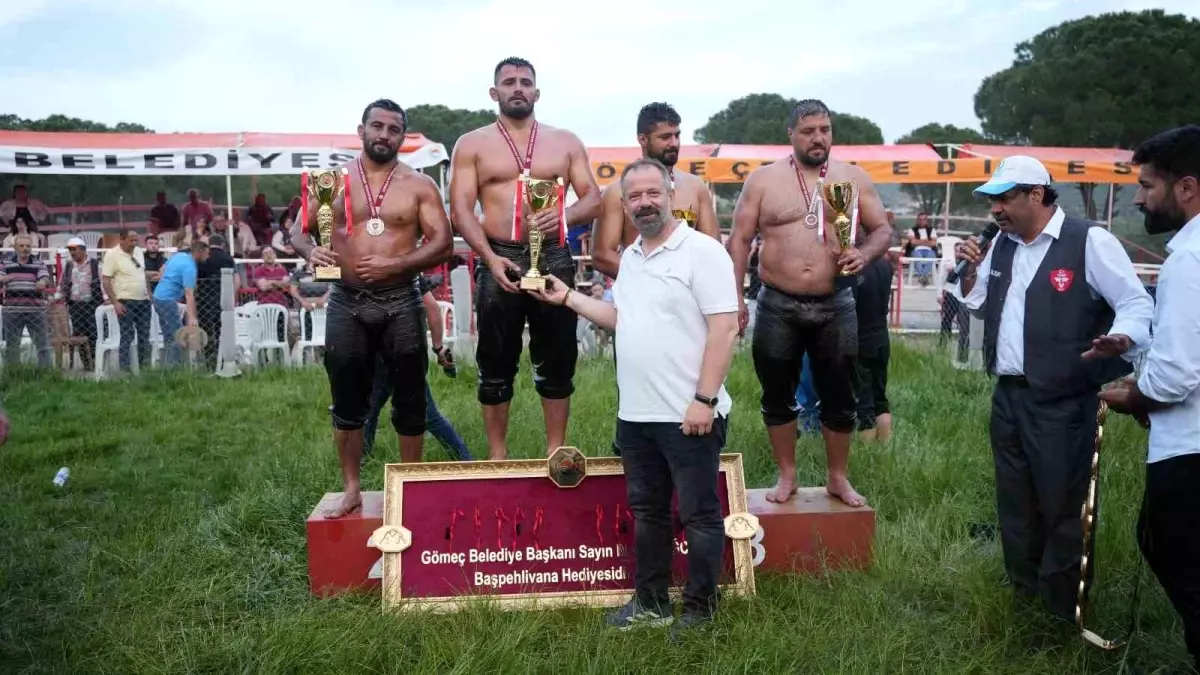 Süleyman Başar, Gömeç’te Başpehlivan Oldu