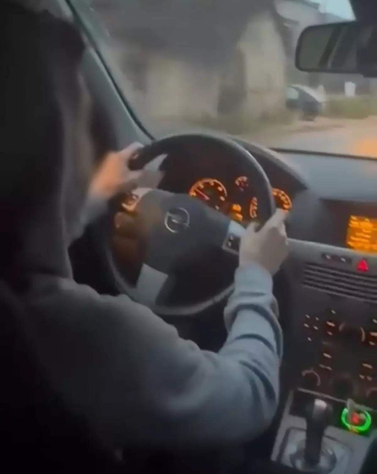 Taksici Suçüstü Anlarını Kaydetti