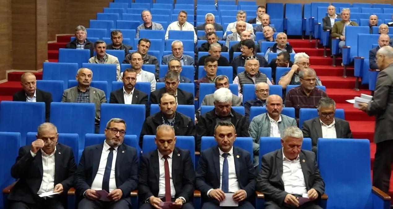 Tavşanlı’da Muhtarlarla İstişare Toplantısı