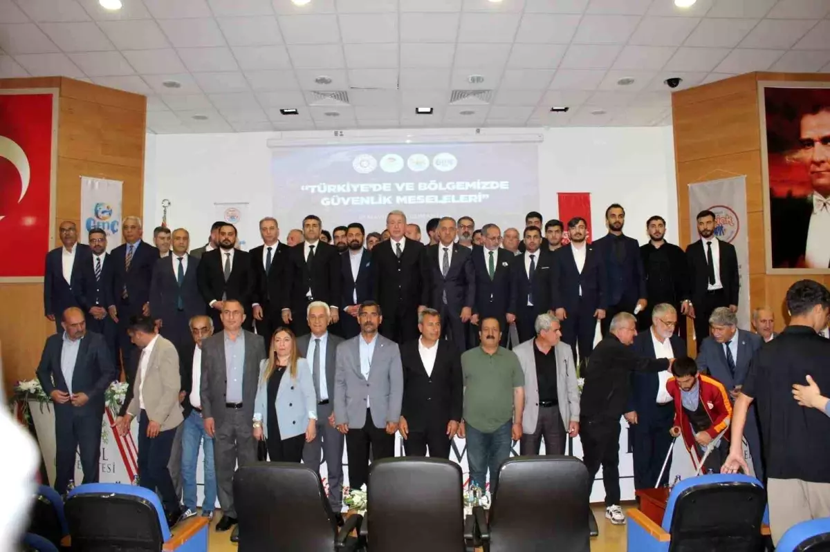 TBMM Milli Savunma Komisyonu Başkanı Akar: “El birliği, gönül birliği ile terör belasından, milletimizi, 86 milyonu kurtaracağız”