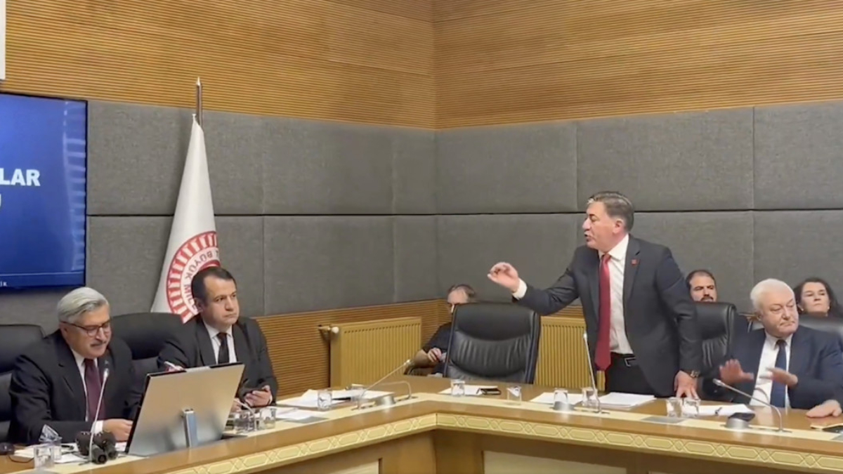 TBMM’de Dijital Mecralar Komisyonu’nda gerginlik: Toplantıya ara verildi