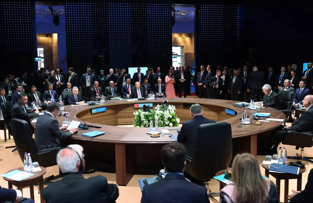 TDT Budapeşte Gayriresmi Zirvesi Bildirisi’nde, KKTC’nin Türk dünyasının ayrılmaz parçası olduğu vurgulandı