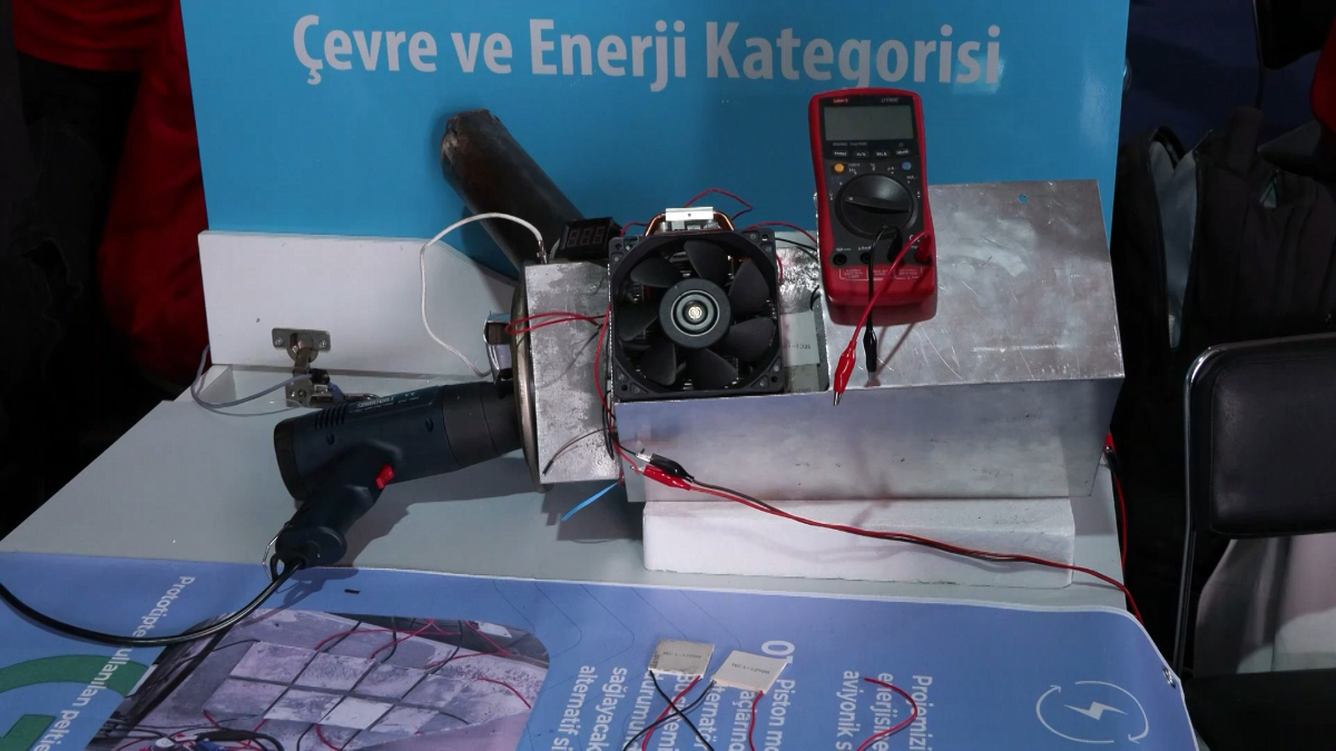 TEKNOFEST KKTC’de öğrencilerden uçak kazalarını önleyecek proje