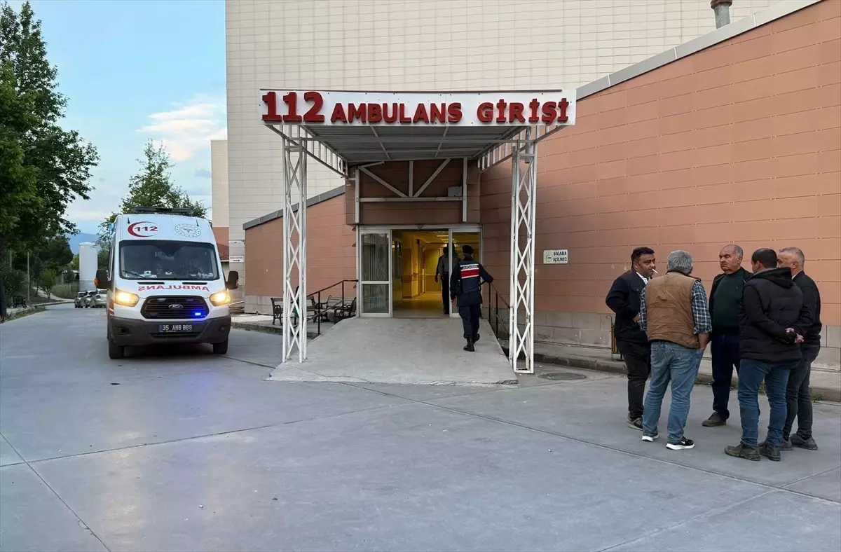 Tire’de Silahlı Kavga: 3 Yaralı, Şüpheli Kaçtı