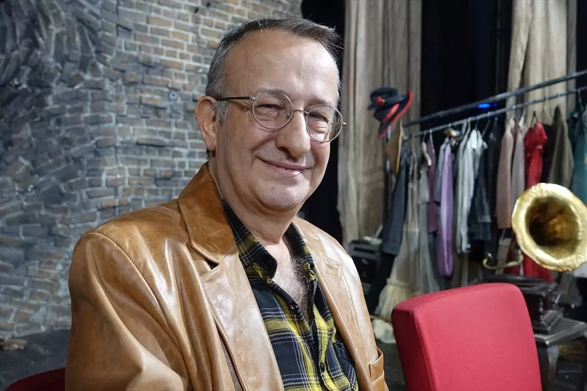 Tiyatrocu Naşit Özcan Hayatını Kaybetti