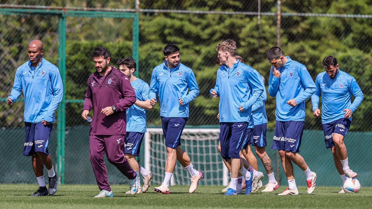 Trabzonspor’a 4 futbolcudan kötü haber