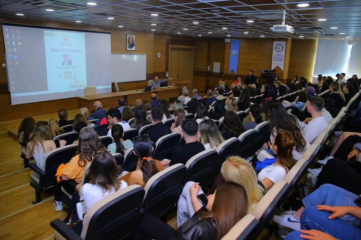 Trakya Üniversitesi’nde Teşekkür Belgeleri Dağıtıldı