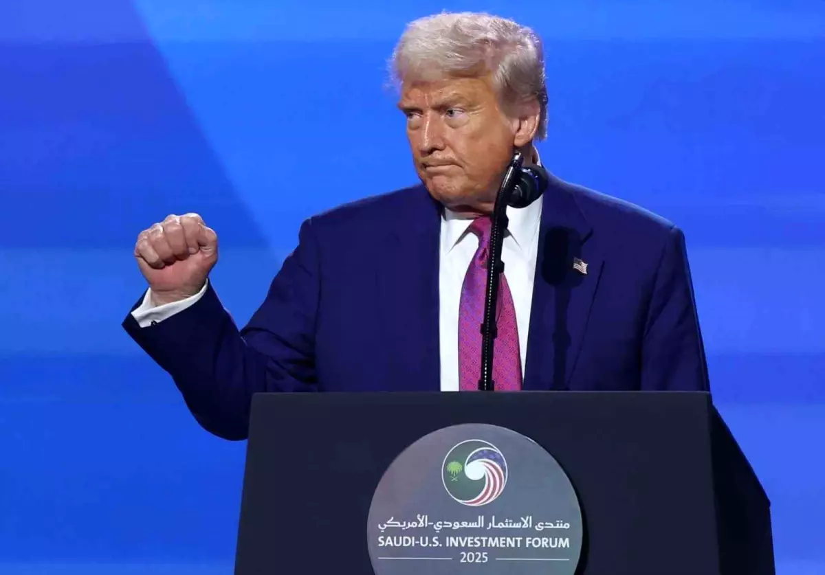 Trump: “Suriye’ye yönelik tüm yaptırımları kaldırıyoruz”