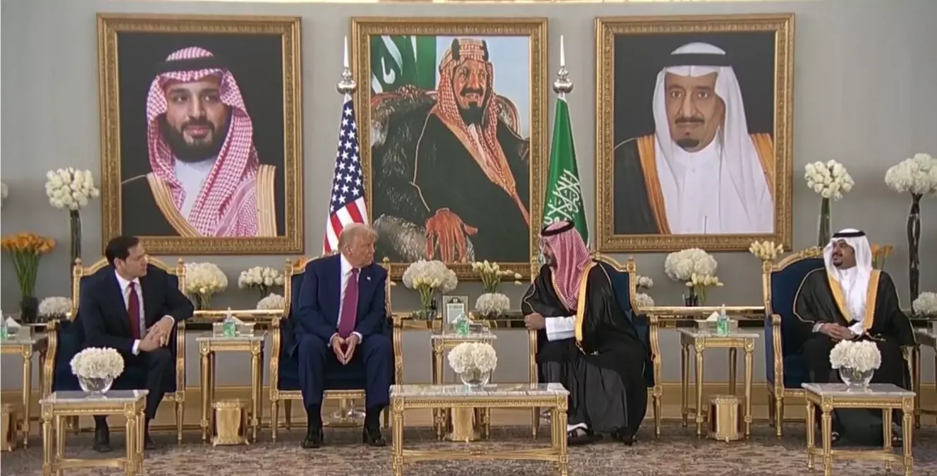 Trump, Suudi Arabistan’da