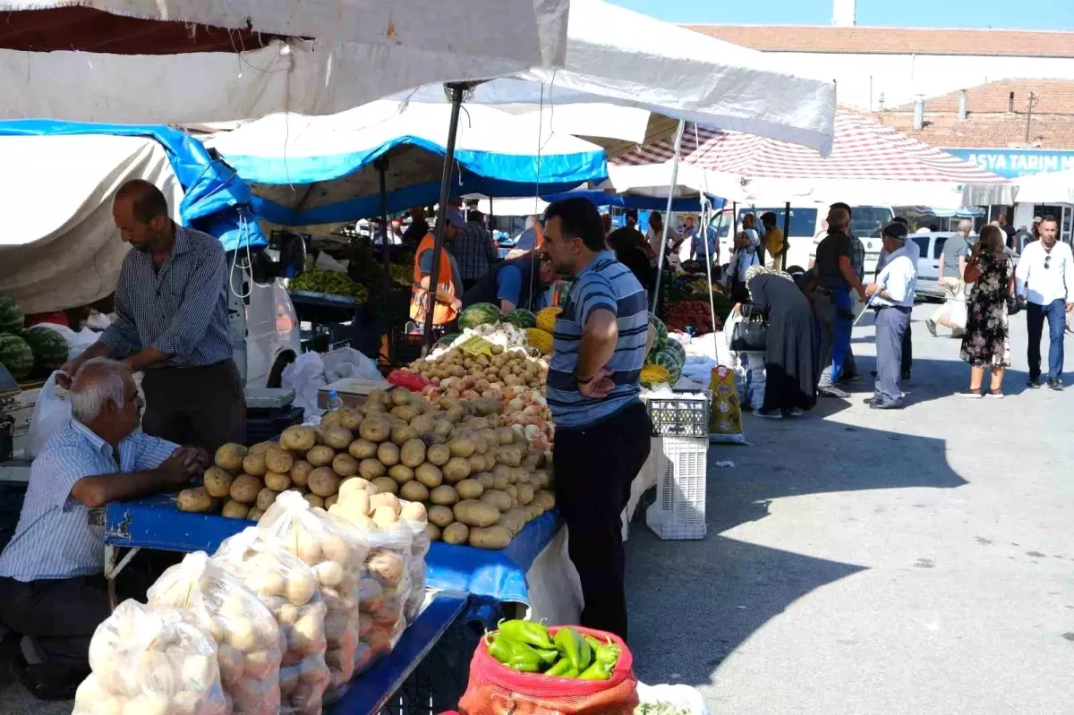 TÜFE Nisan’da Yıllık %37,86 Düşüş Gösterdi