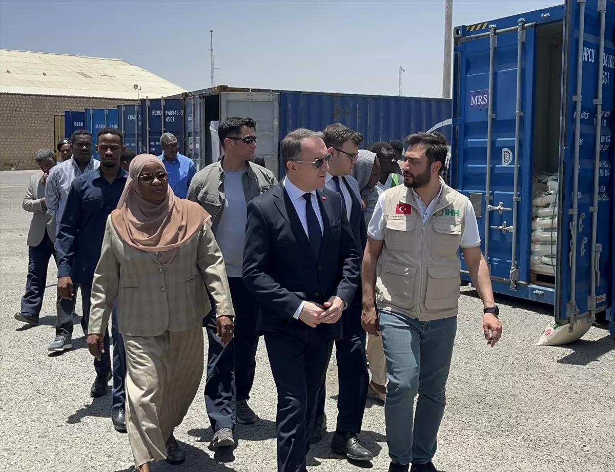 Türk İyilik Gemisi Sudan’a Ulaştı