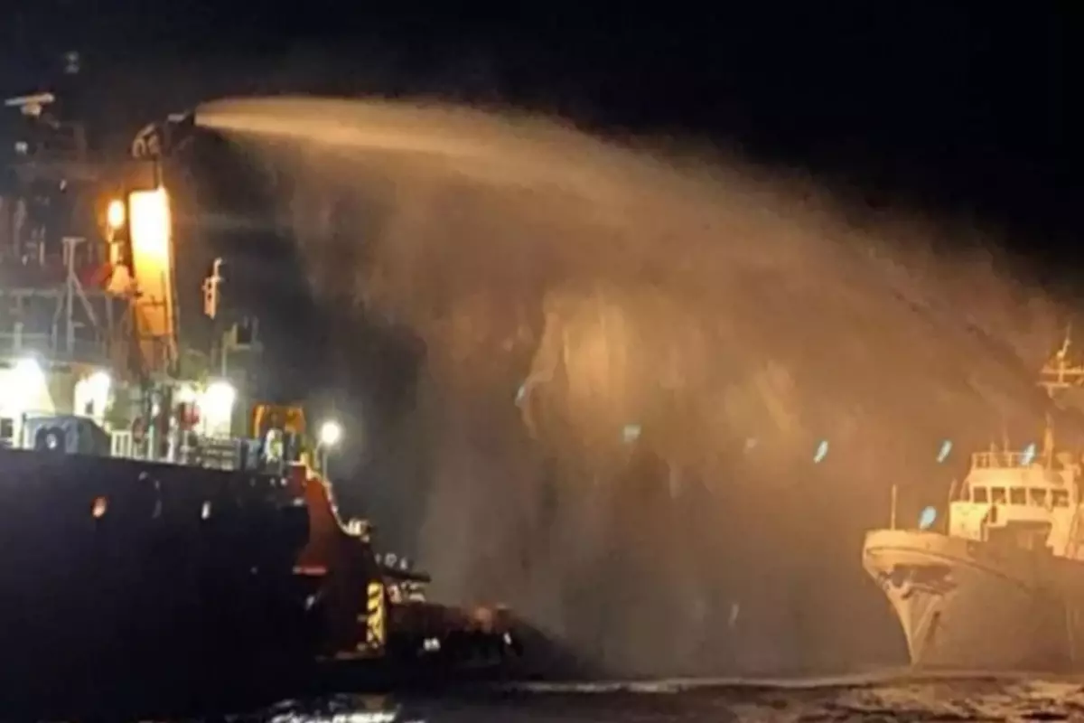 Türk vatandaşlarının da bulunduğu gemiye Malta açıklarında İHA saldırısı