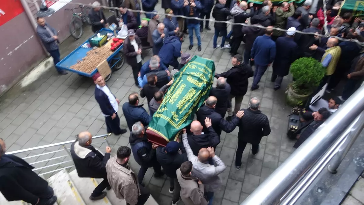 Üç Kız Kardeş Fransa’da Yangında Hayatını Kaybetti