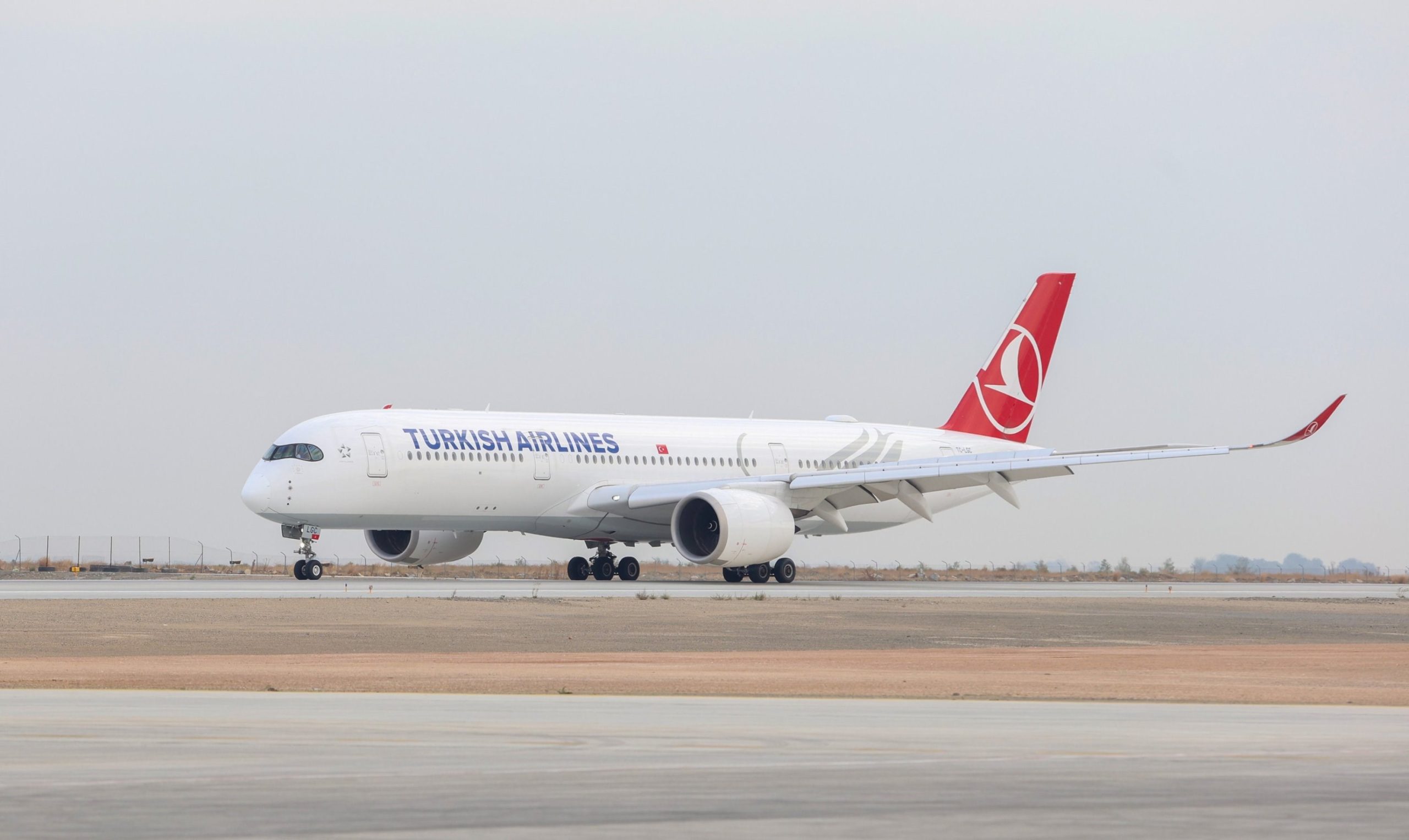 Uçaklarda kemer ikaz ışığı sönmeden ayağa kalkanlara para cezası uygulanacak