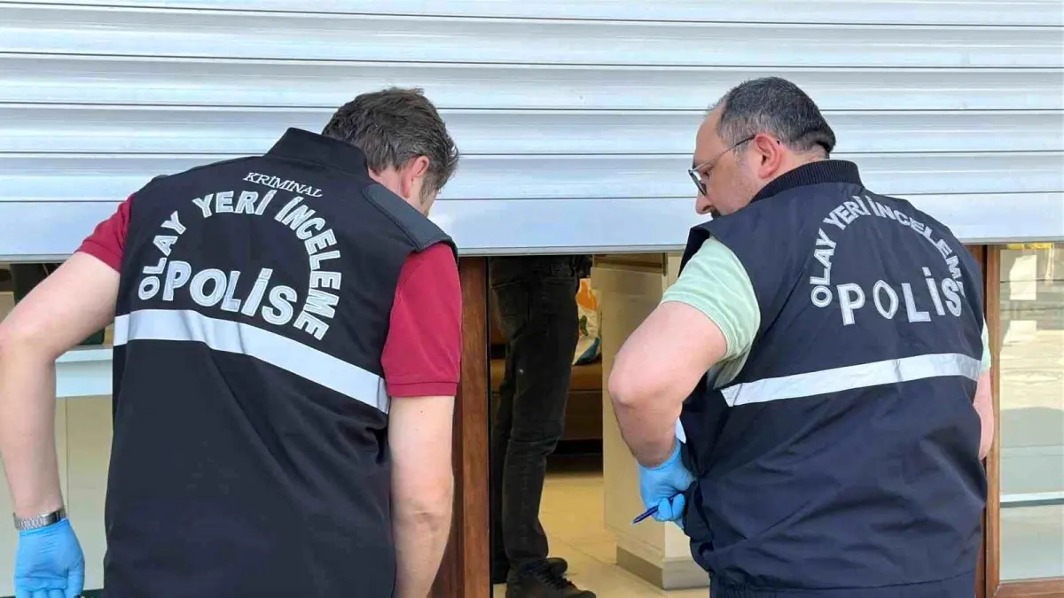 Uşak’ta Kuyumcuya Silahlı Saldırı