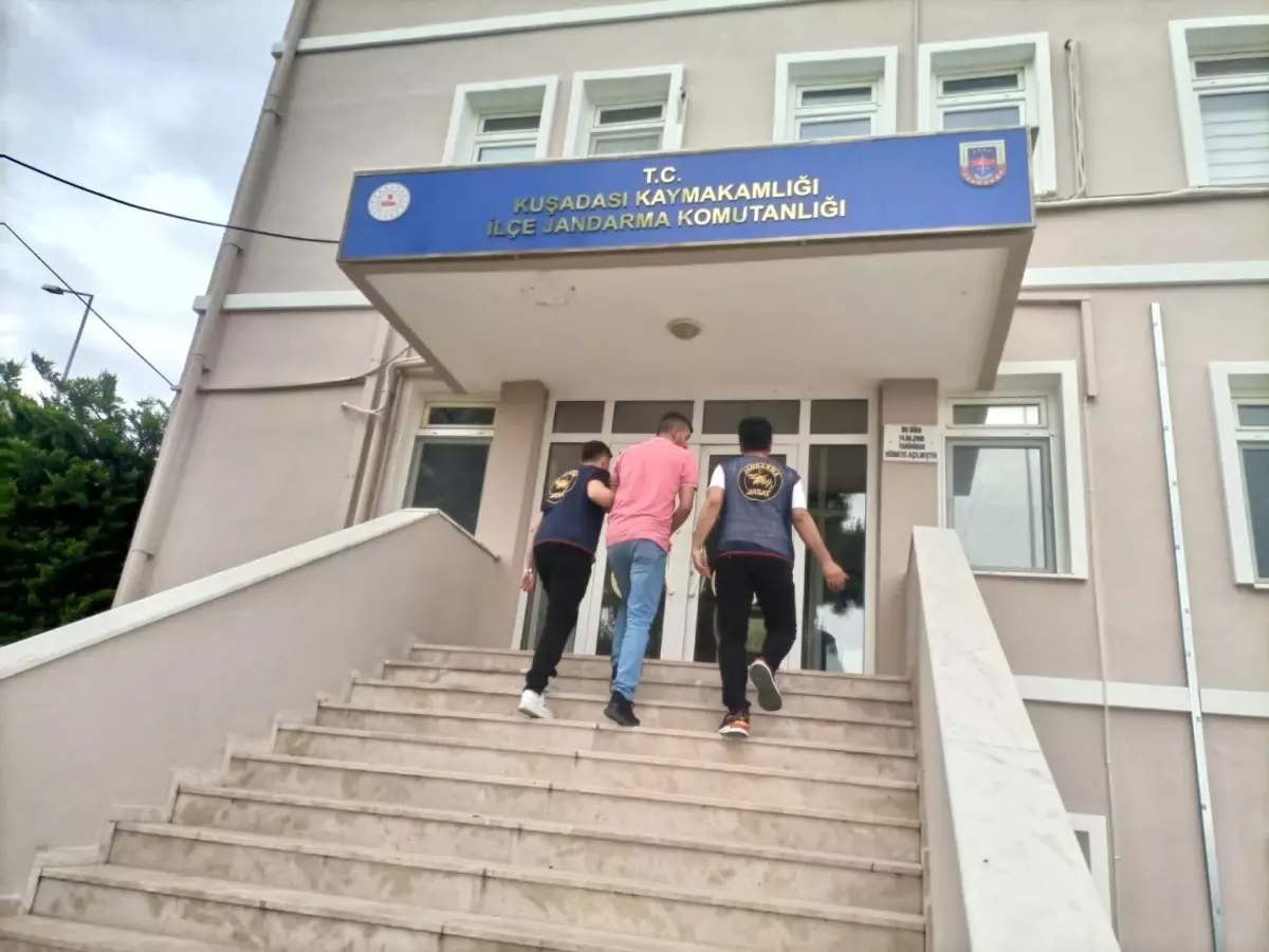Uyuşturucu Kaçakçısı Kuşadası’nda Yakalandı
