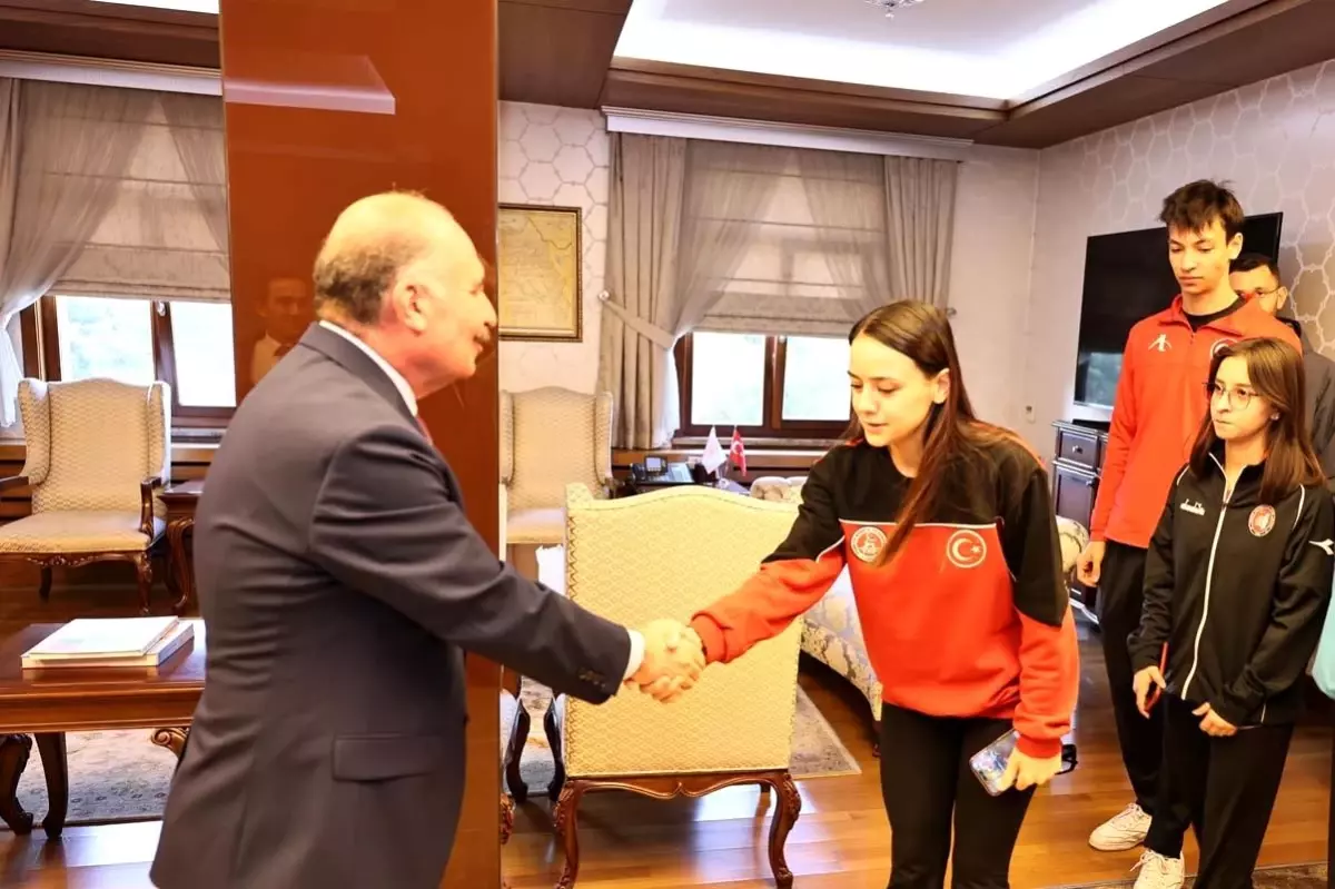 Vali Çalgan’dan Başarılı Sporculara Tebrik
