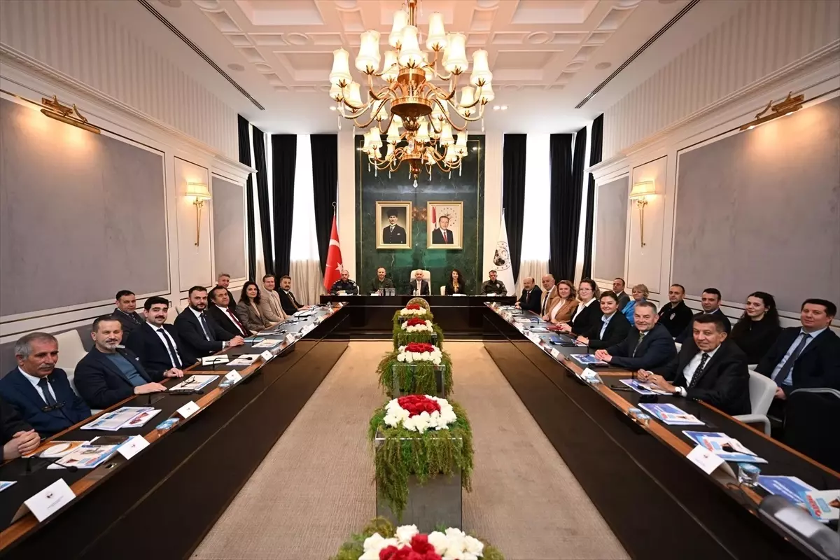 Vali Turan Engelliler Haftası’nı Kutladı