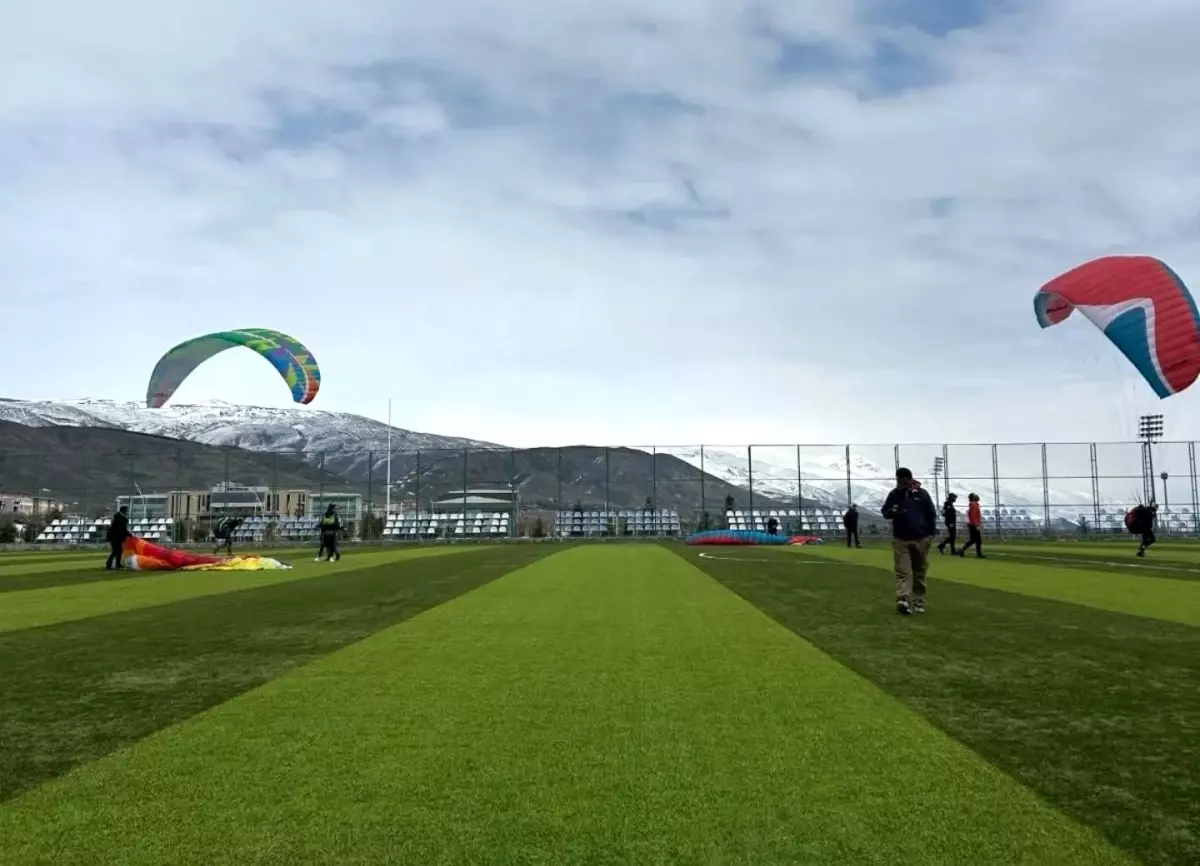 Yamaç Paraşütü Eğitimi Erzincan’da