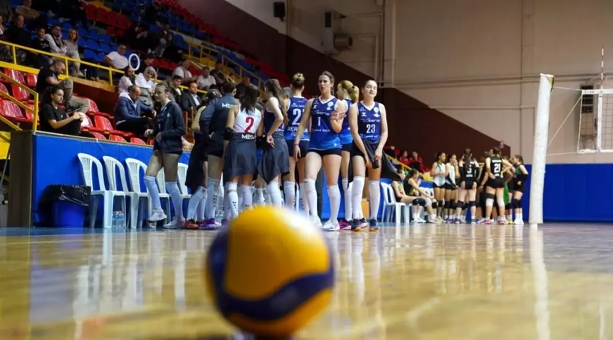 Yıldız Kızlar Voleybol Yarışması Isparta’da Başladı