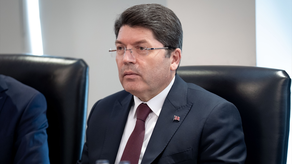 Yılmaz Tunç: Zafer Partisi Gençlik Kolları Başkanlığı’nın paylaşımıyla ilgili soruşturma başlatıldı