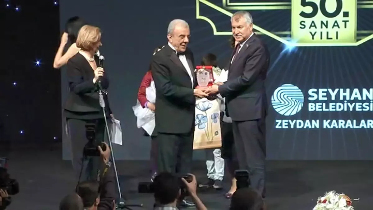 Yönetmen Ali Özgentürk Hayatını Kaybetti