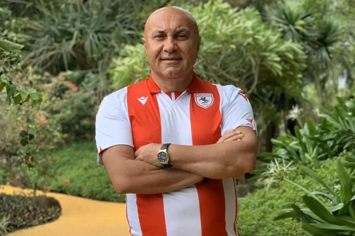 Yüksel Yıldırım’dan Galatasaray’ın yıldızına telefon: Bize gel, Avrupa’da oyna