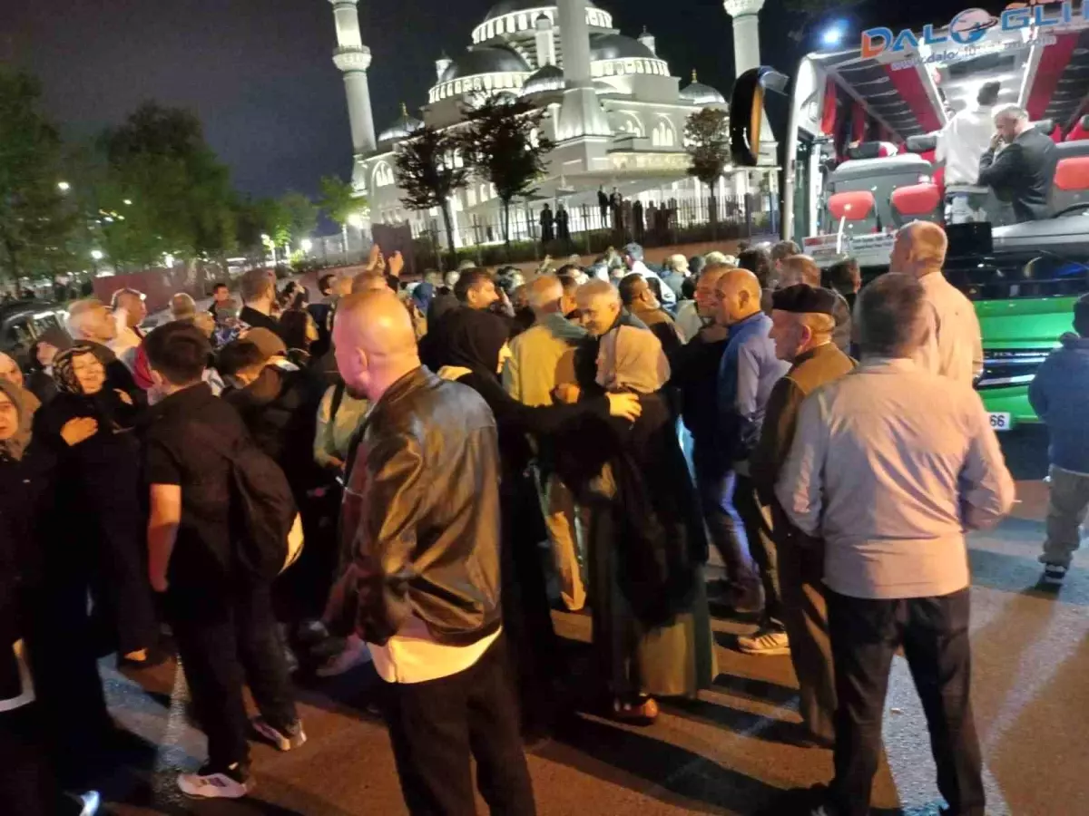 Zonguldaklı Hacı Adayları Uğurlandı
